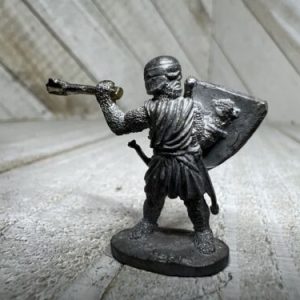 Ral Partha 300 Nemedian - Nemedian Foot with Mace